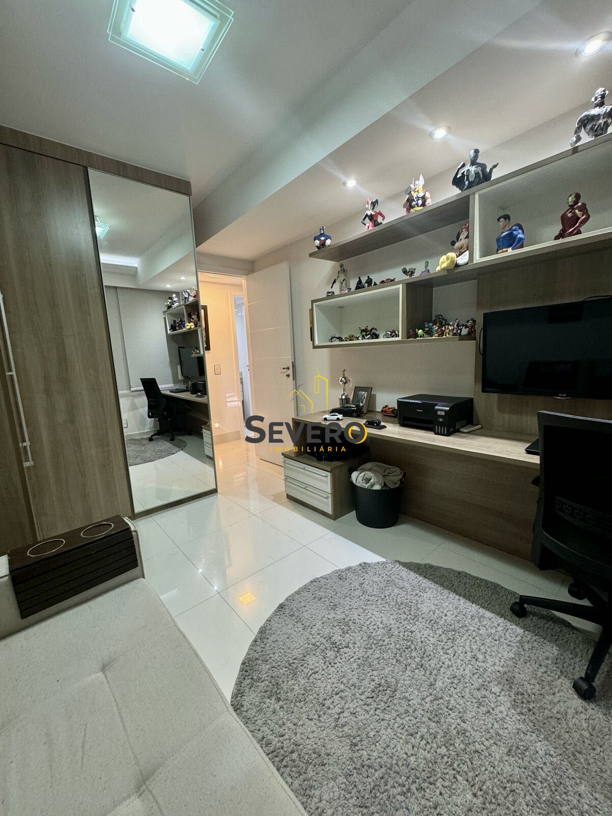 Apartamento à venda com 3 quartos, 137m² - Foto 10