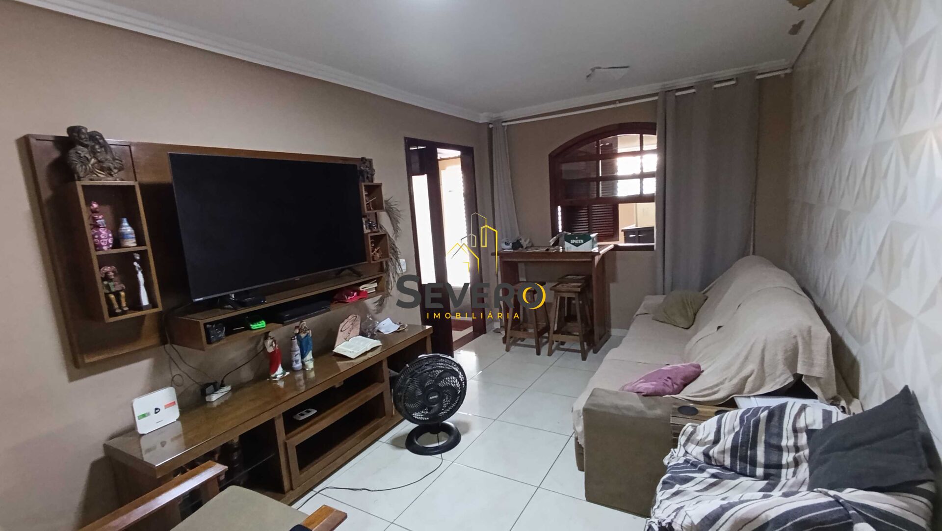 Casa à venda com 4 quartos, 200m² - Foto 8