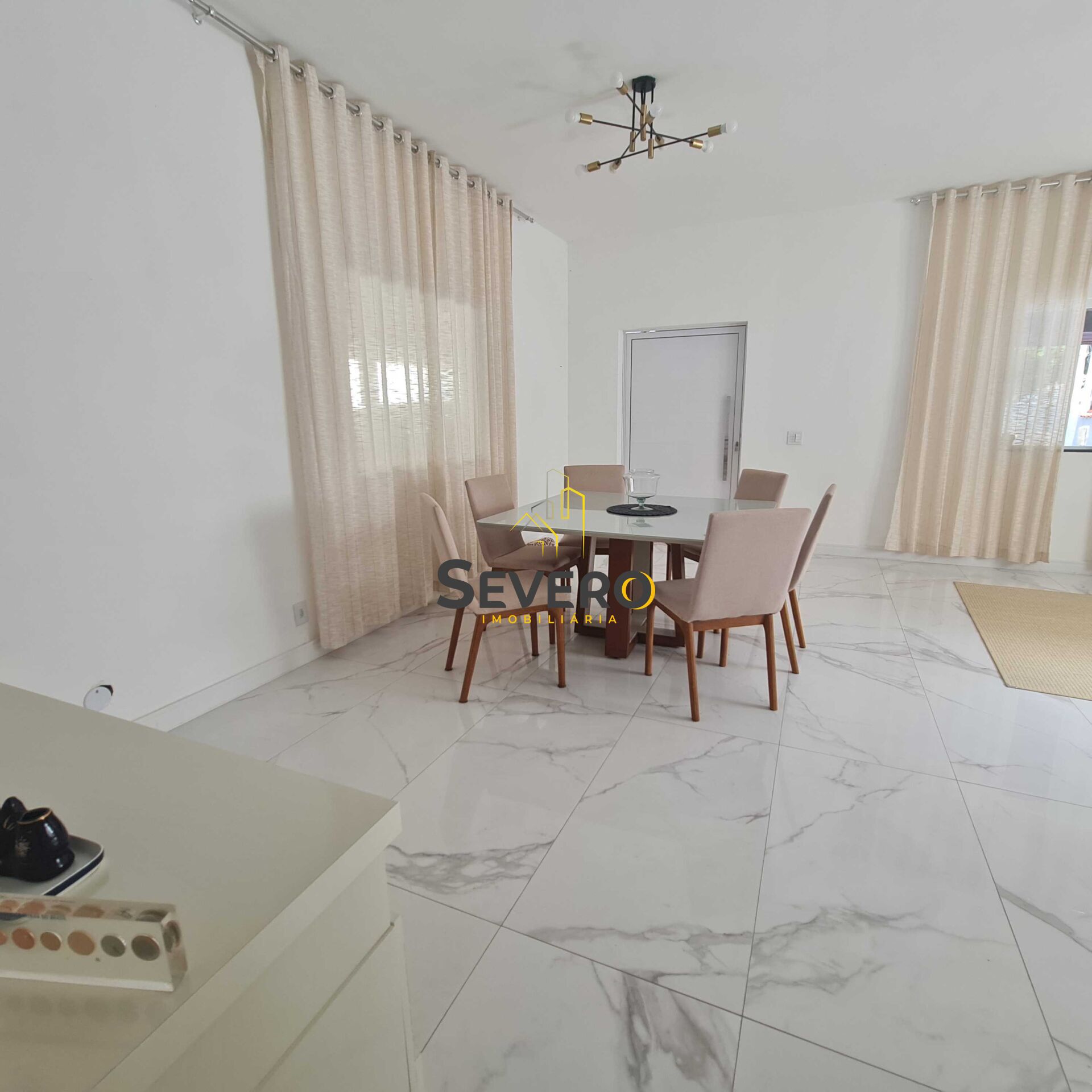 Casa à venda com 4 quartos, 275m² - Foto 11