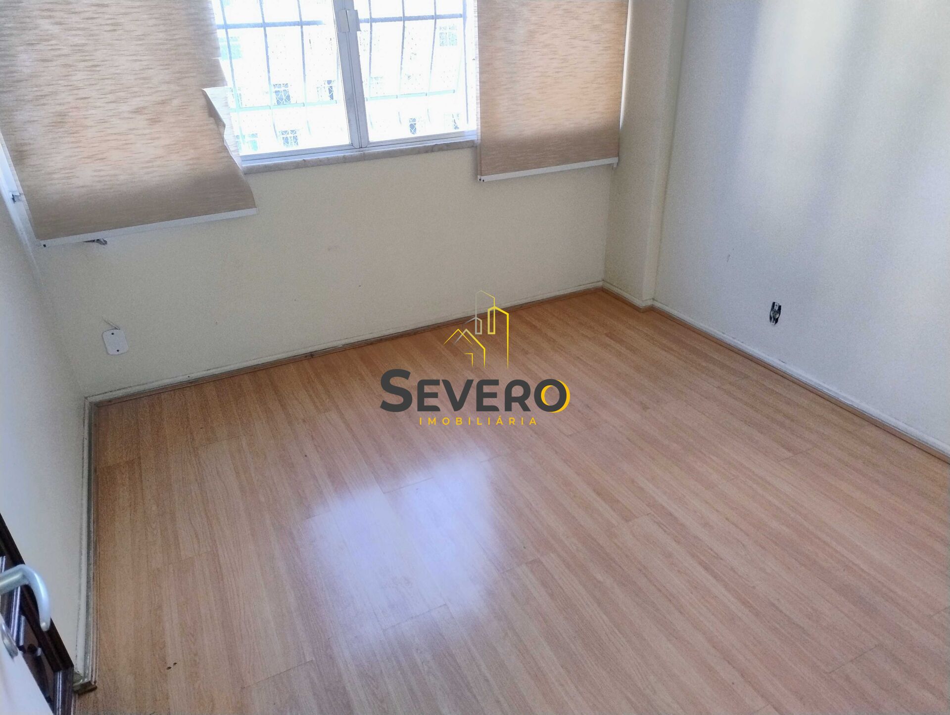 Apartamento à venda com 4 quartos, 160m² - Foto 8