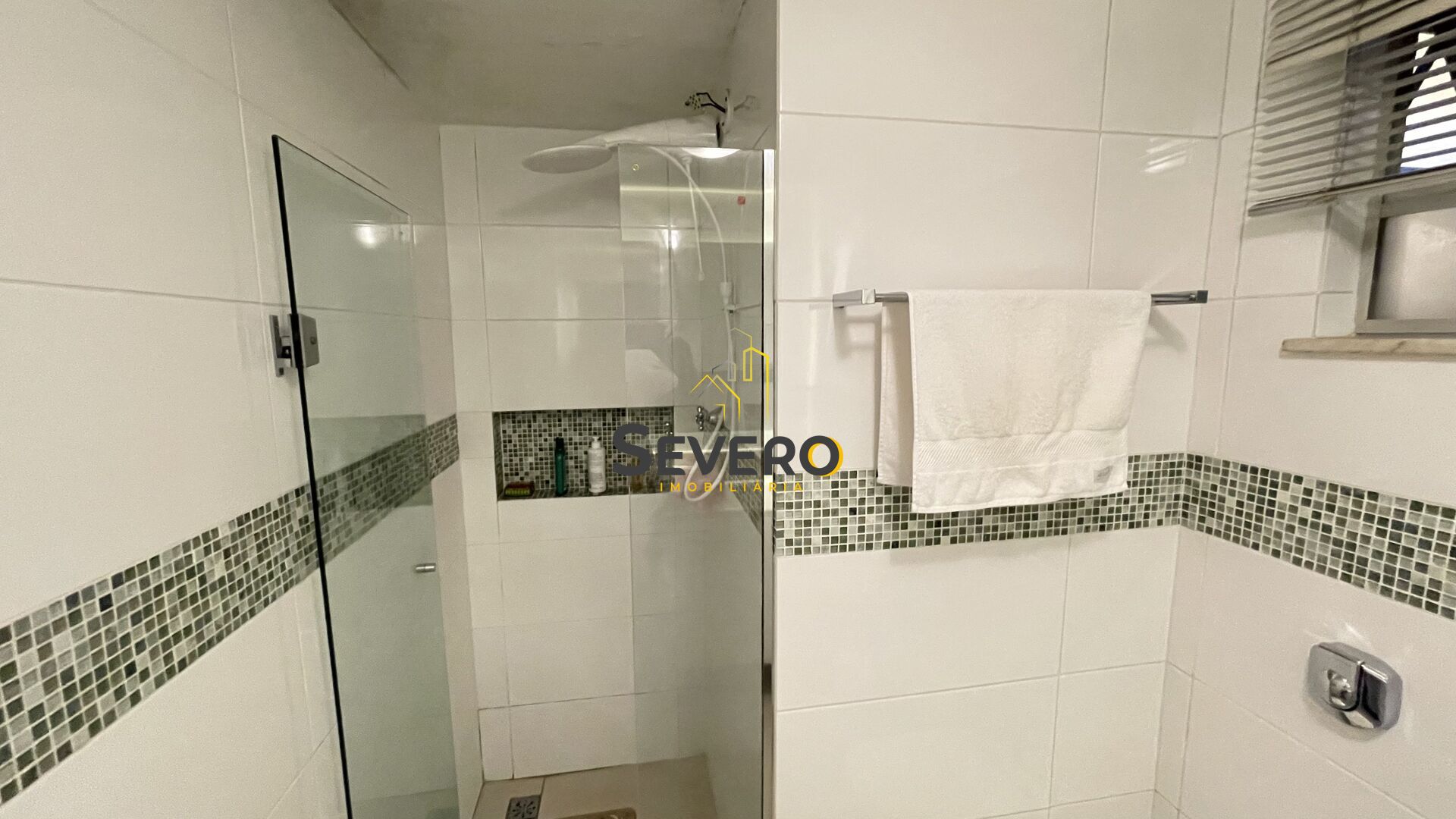 Apartamento à venda com 3 quartos, 123m² - Foto 26