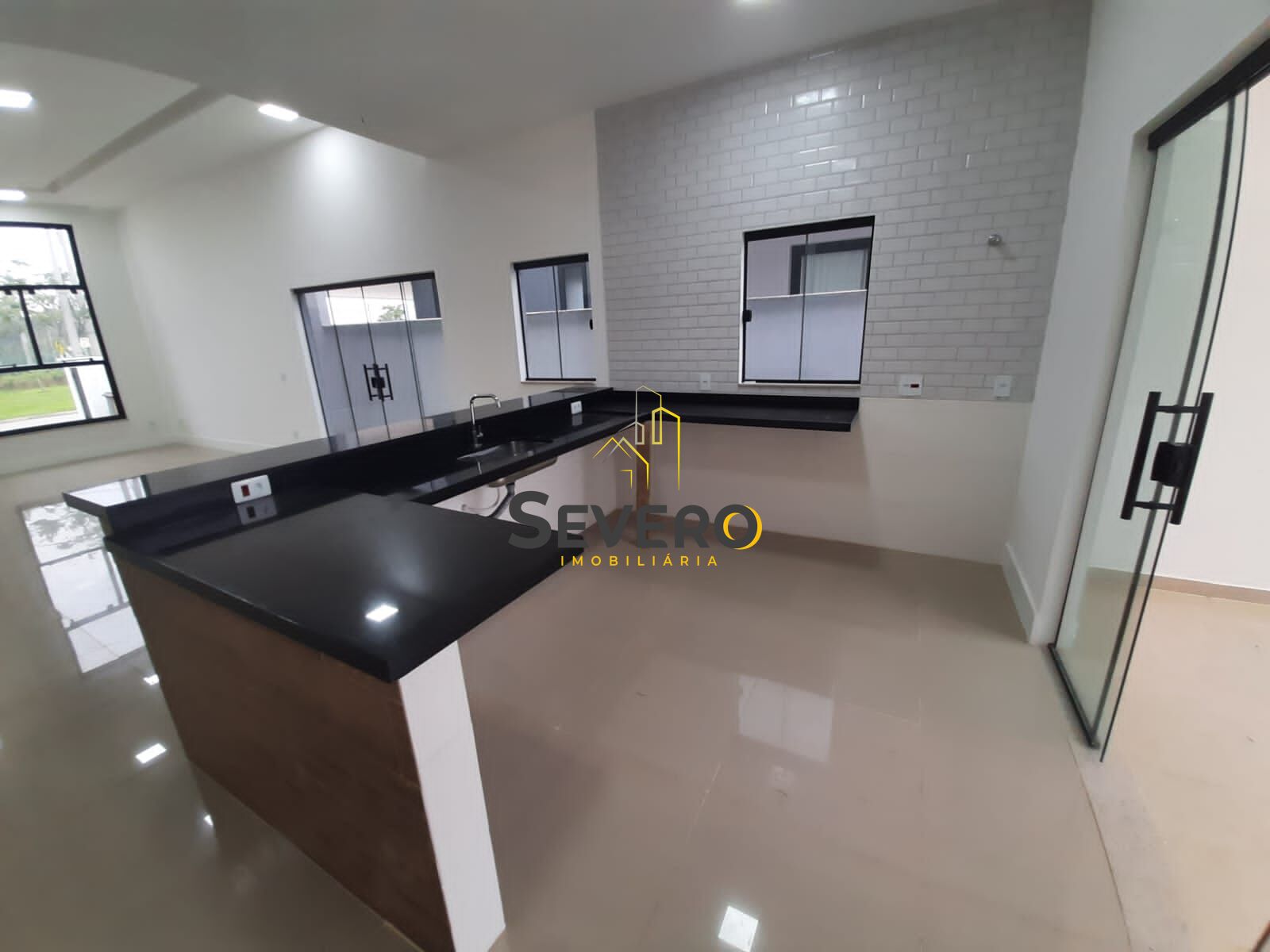 Casa à venda com 3 quartos, 370m² - Foto 5