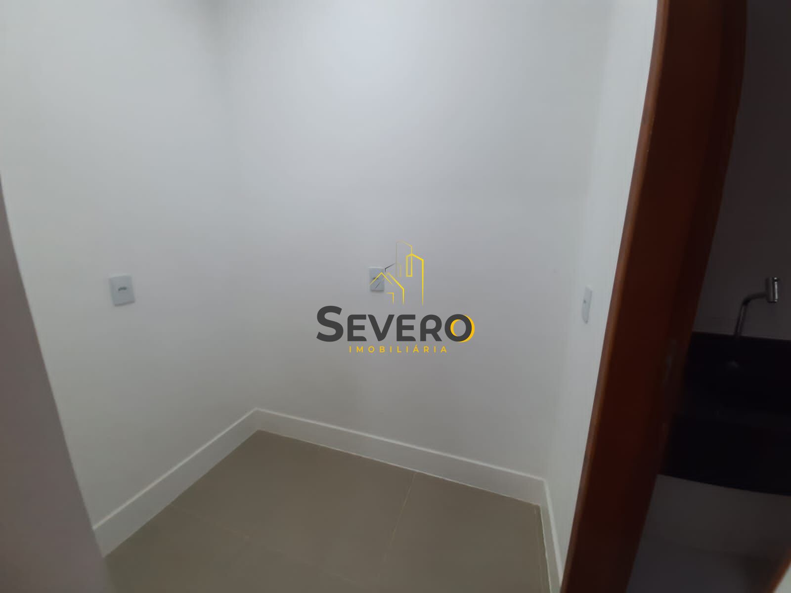 Casa à venda com 3 quartos, 370m² - Foto 18