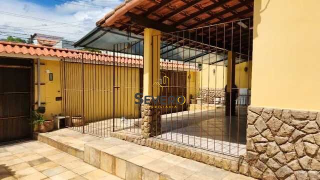 Casa à venda com 4 quartos, 360m² - Foto 7