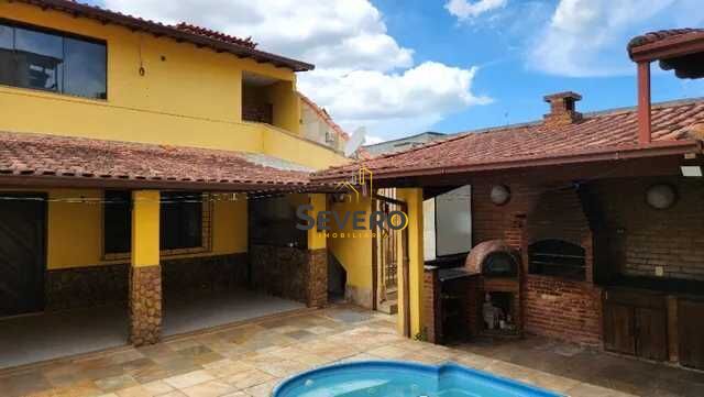 Casa à venda com 4 quartos, 360m² - Foto 8