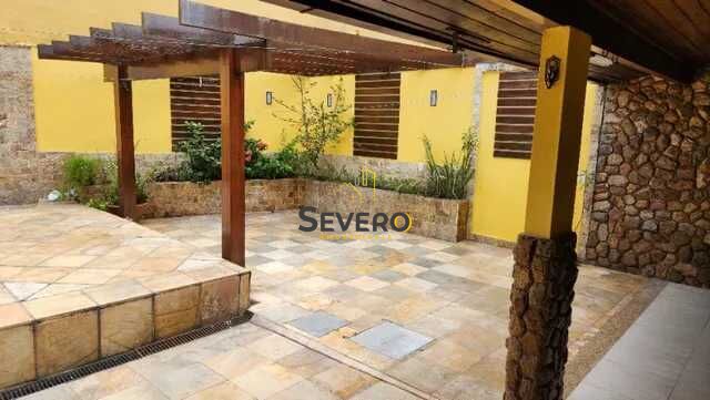 Casa à venda com 4 quartos, 360m² - Foto 5