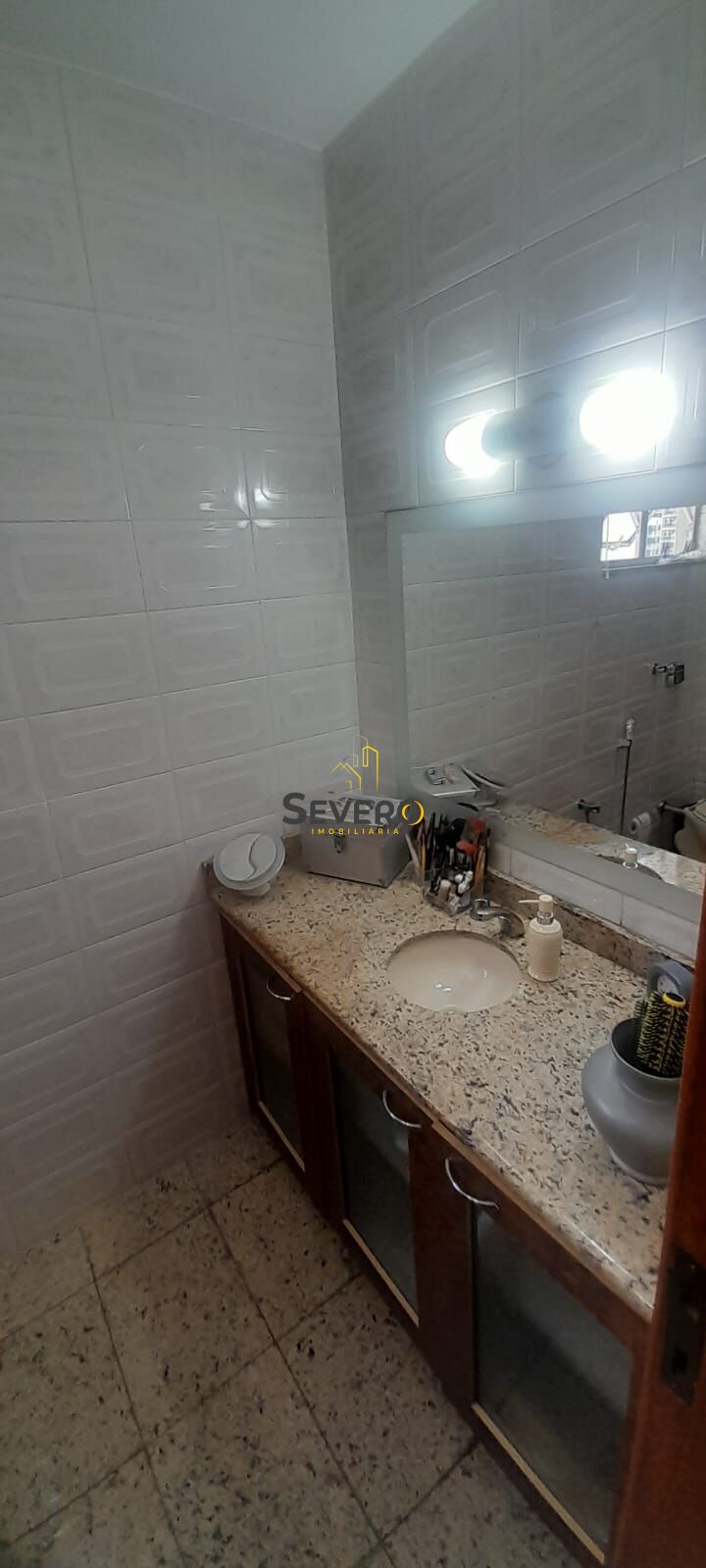 Cobertura à venda com 3 quartos, 250m² - Foto 17