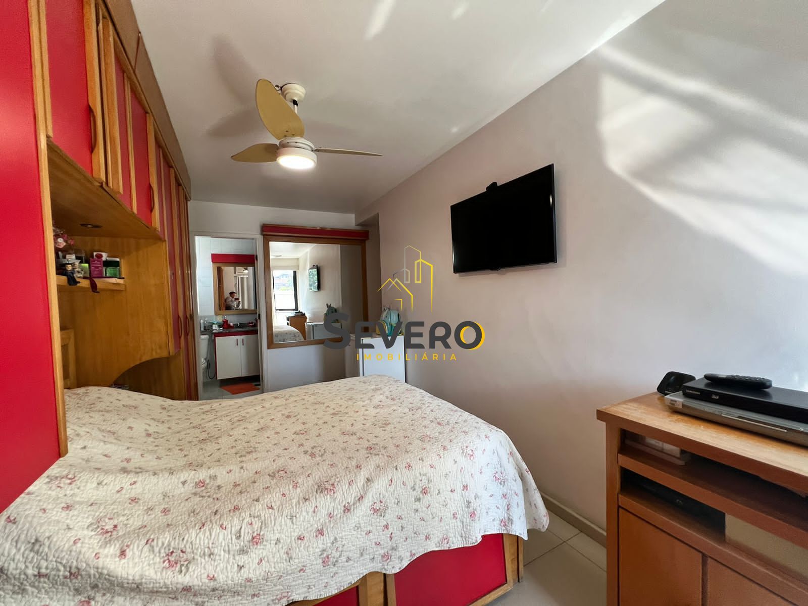 Apartamento à venda com 3 quartos, 159m² - Foto 9