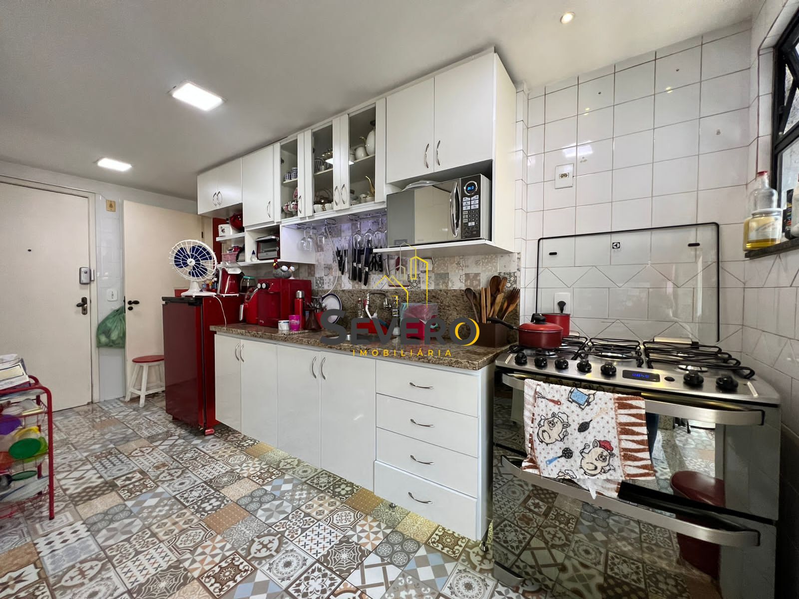 Apartamento à venda com 3 quartos, 159m² - Foto 16