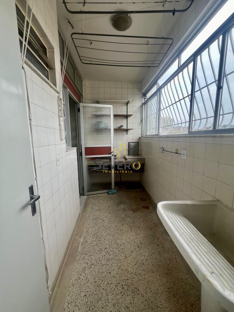 Apartamento à venda com 3 quartos, 140m² - Foto 8