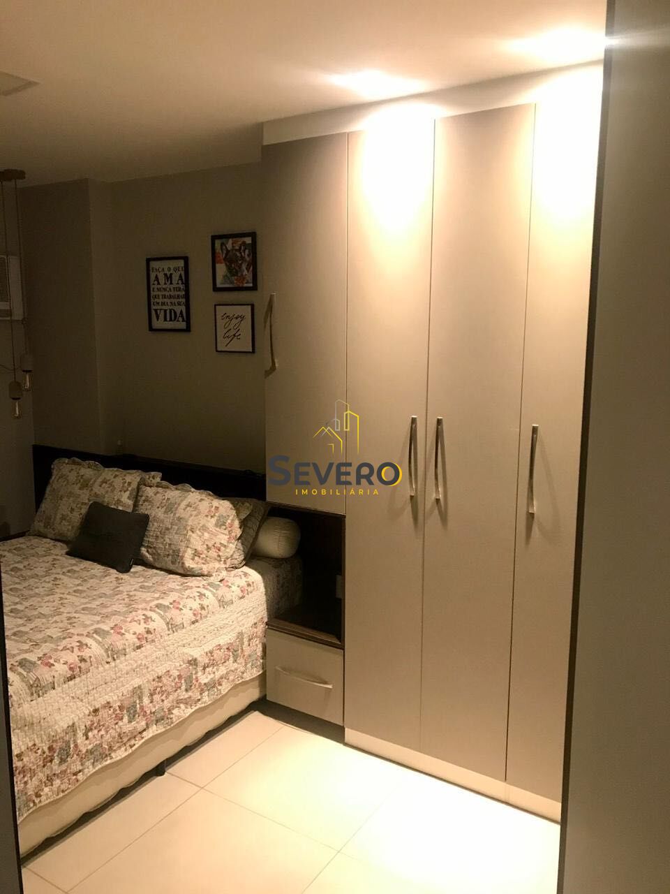 Apartamento à venda com 2 quartos, 79m² - Foto 35