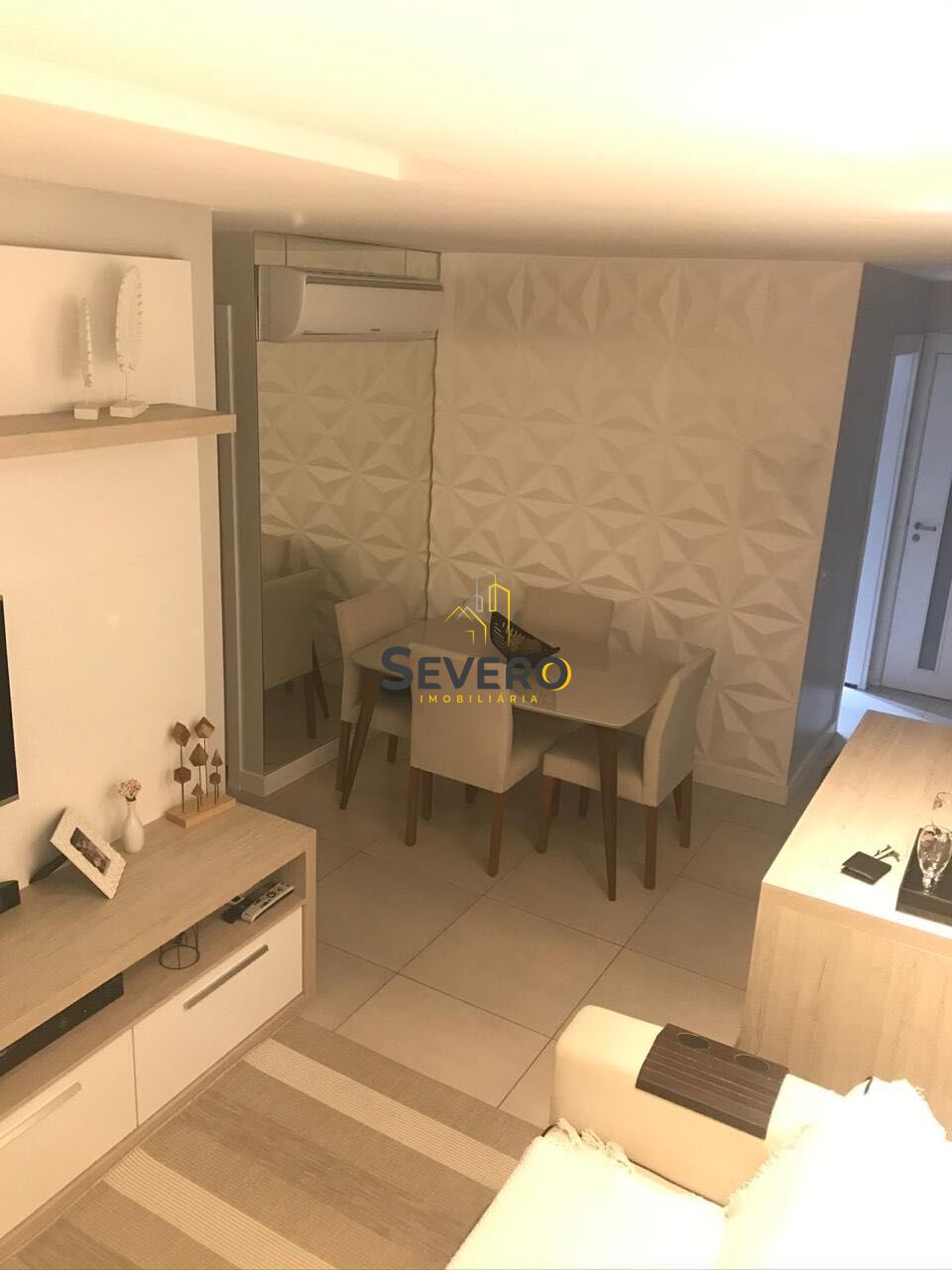 Apartamento à venda com 2 quartos, 79m² - Foto 3