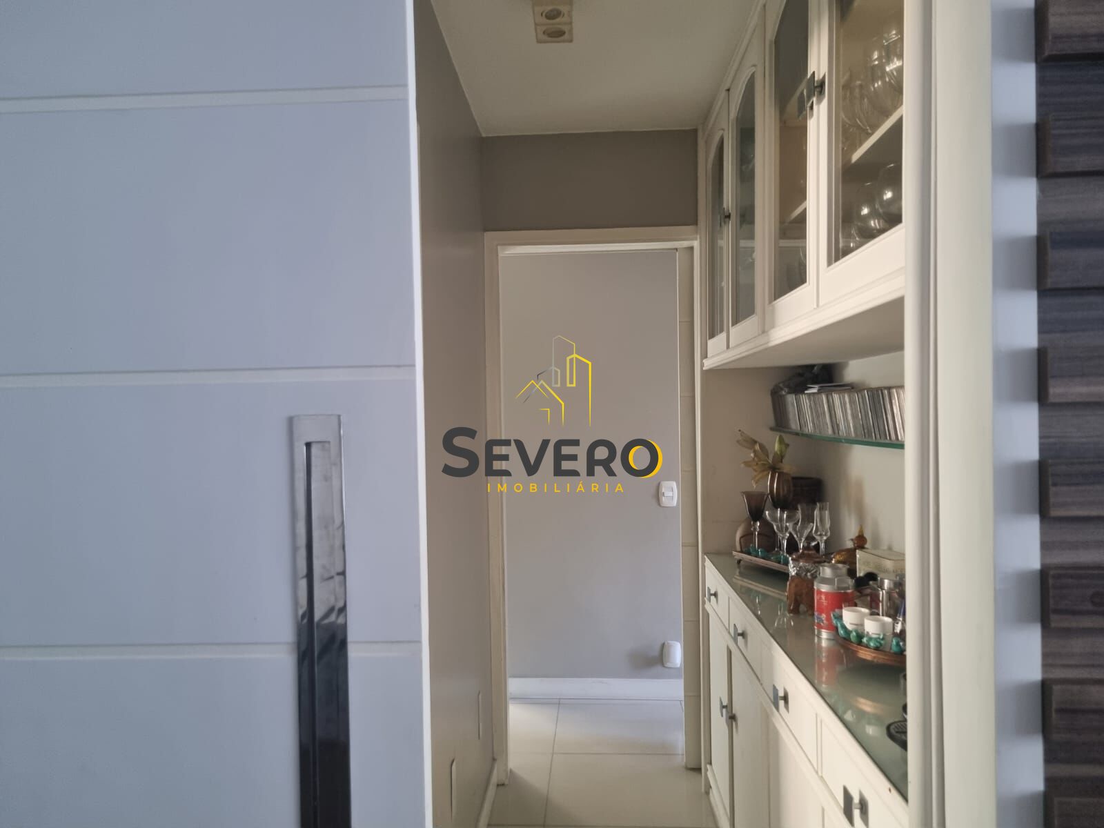 Apartamento à venda com 3 quartos, 105m² - Foto 12