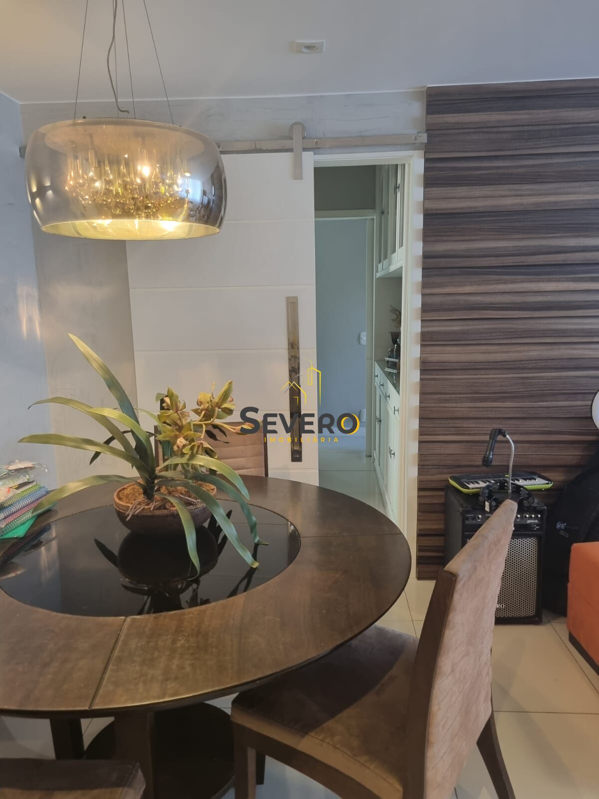 Apartamento à venda com 3 quartos, 105m² - Foto 4