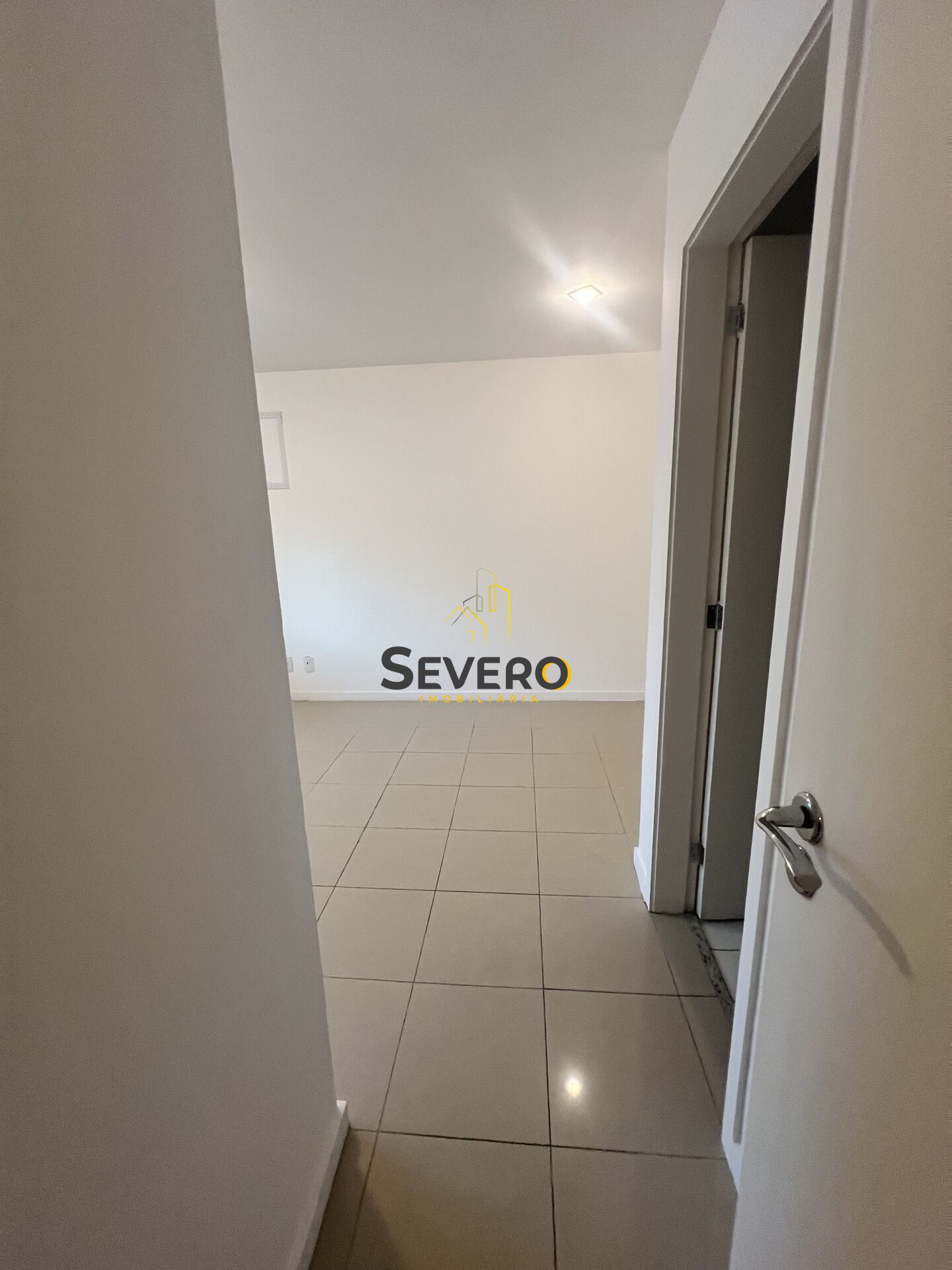 Apartamento à venda com 3 quartos, 130m² - Foto 14