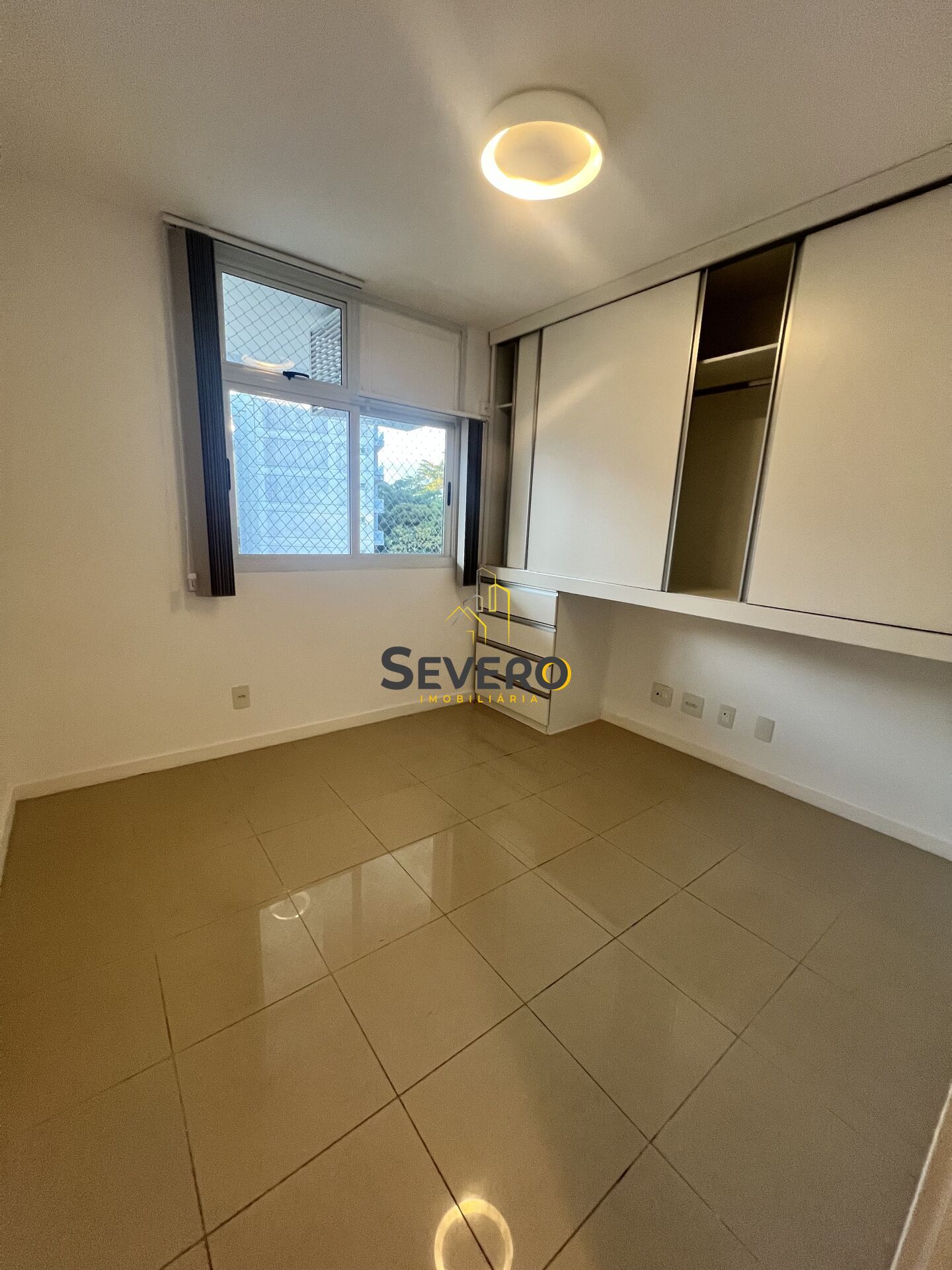 Apartamento à venda com 3 quartos, 130m² - Foto 12
