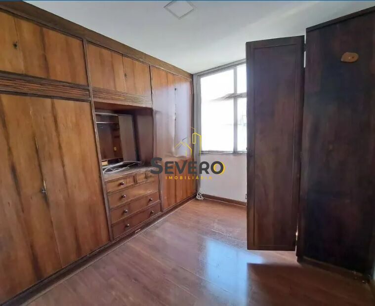 Apartamento à venda com 4 quartos, 145m² - Foto 4