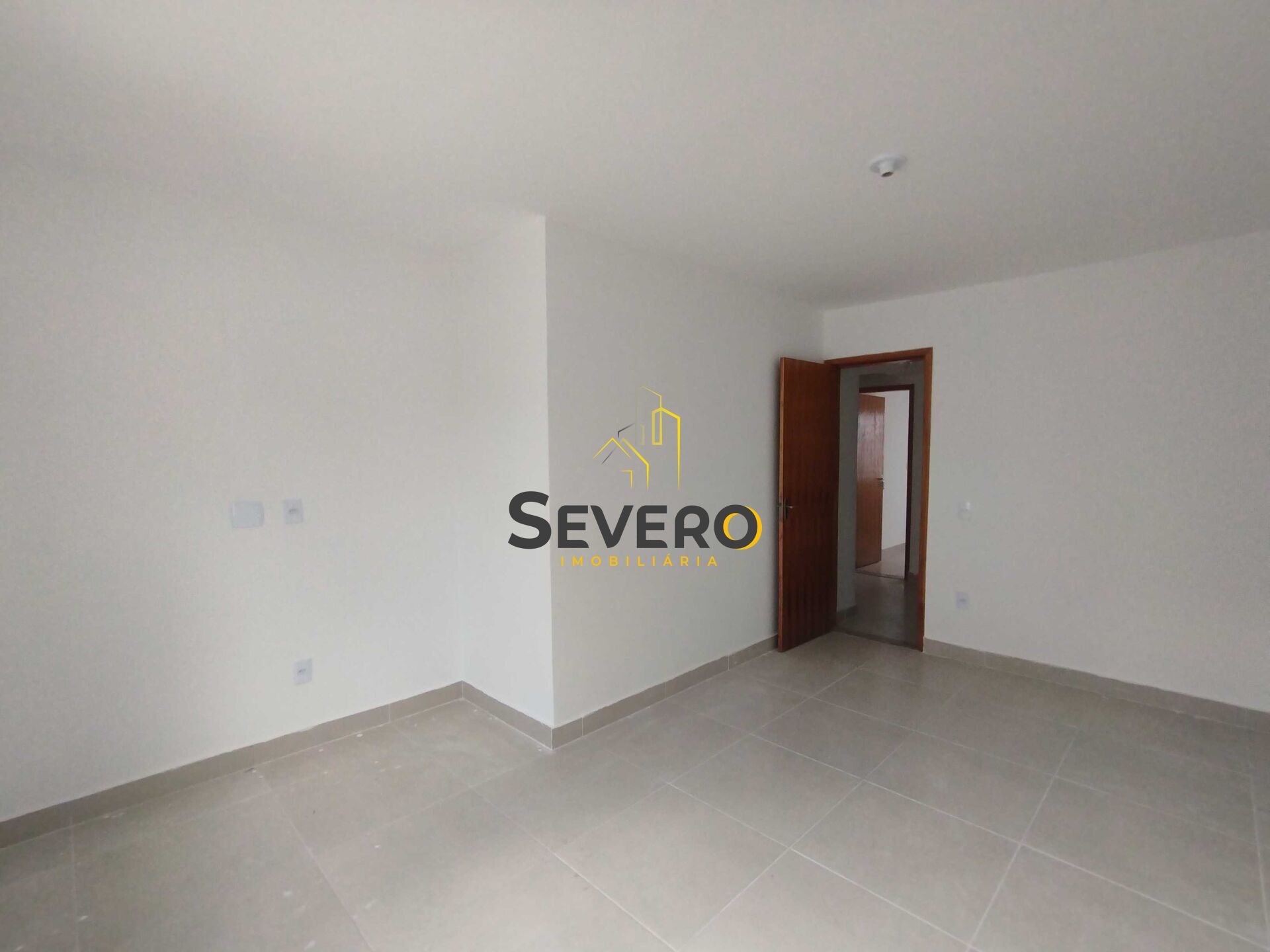 Casa à venda com 2 quartos, 80m² - Foto 12