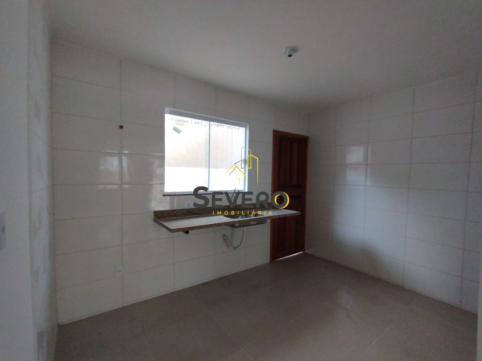 Casa à venda com 2 quartos, 80m² - Foto 14