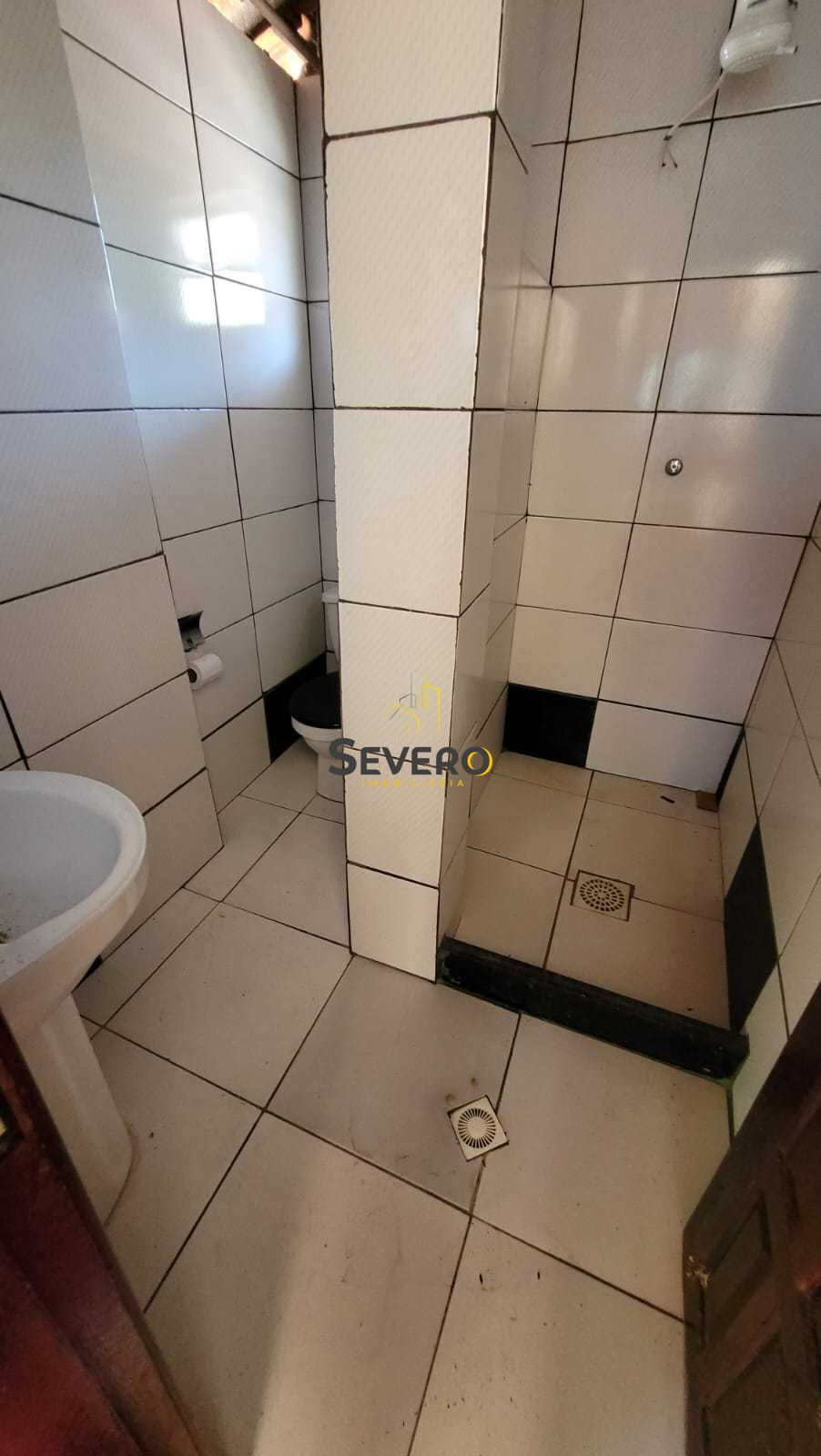 Casa à venda com 2 quartos, 200m² - Foto 32