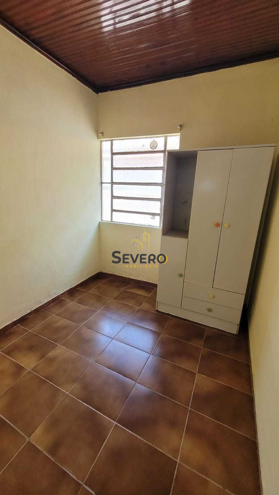 Casa à venda com 2 quartos, 200m² - Foto 14