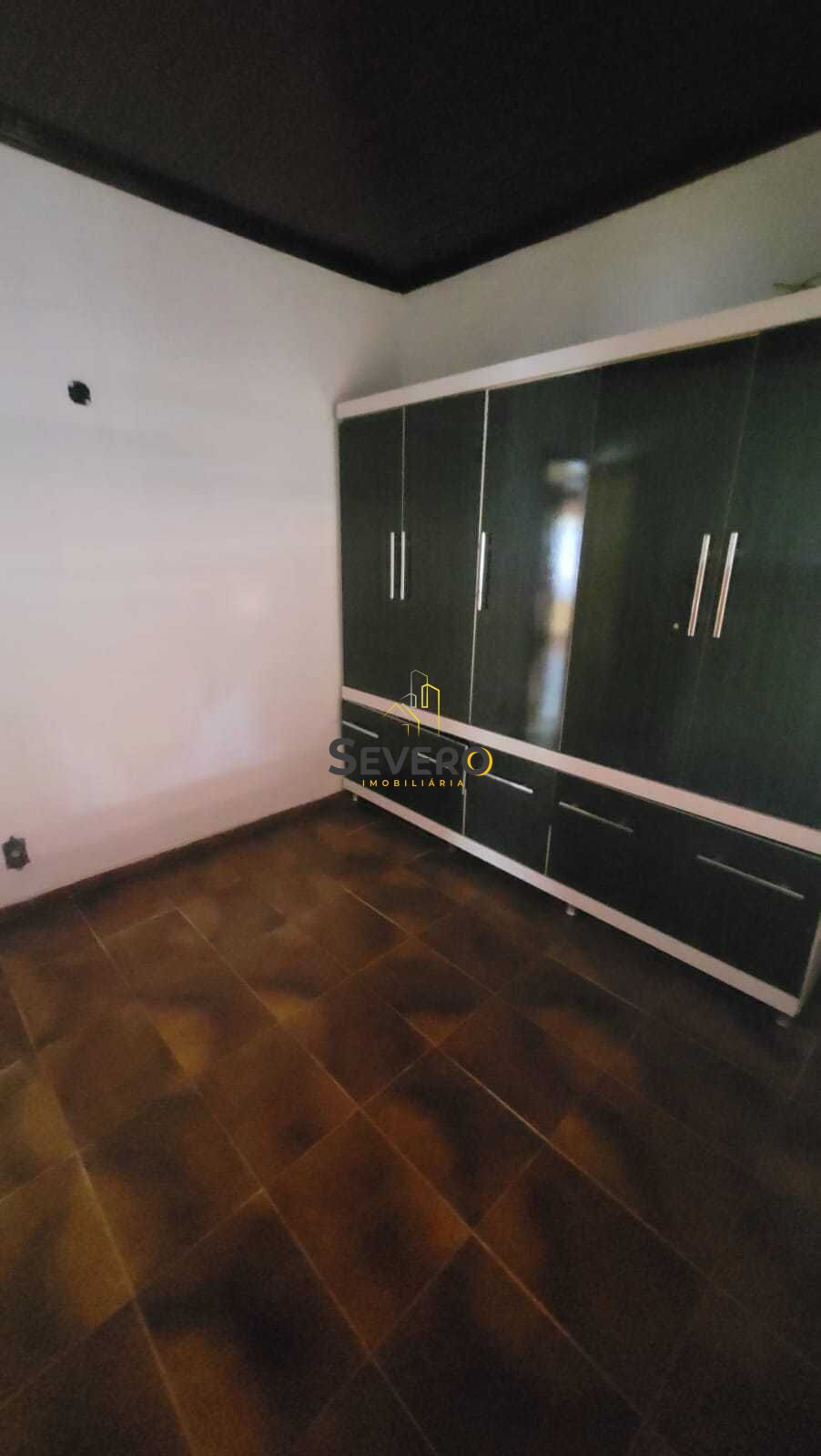 Casa à venda com 2 quartos, 200m² - Foto 6