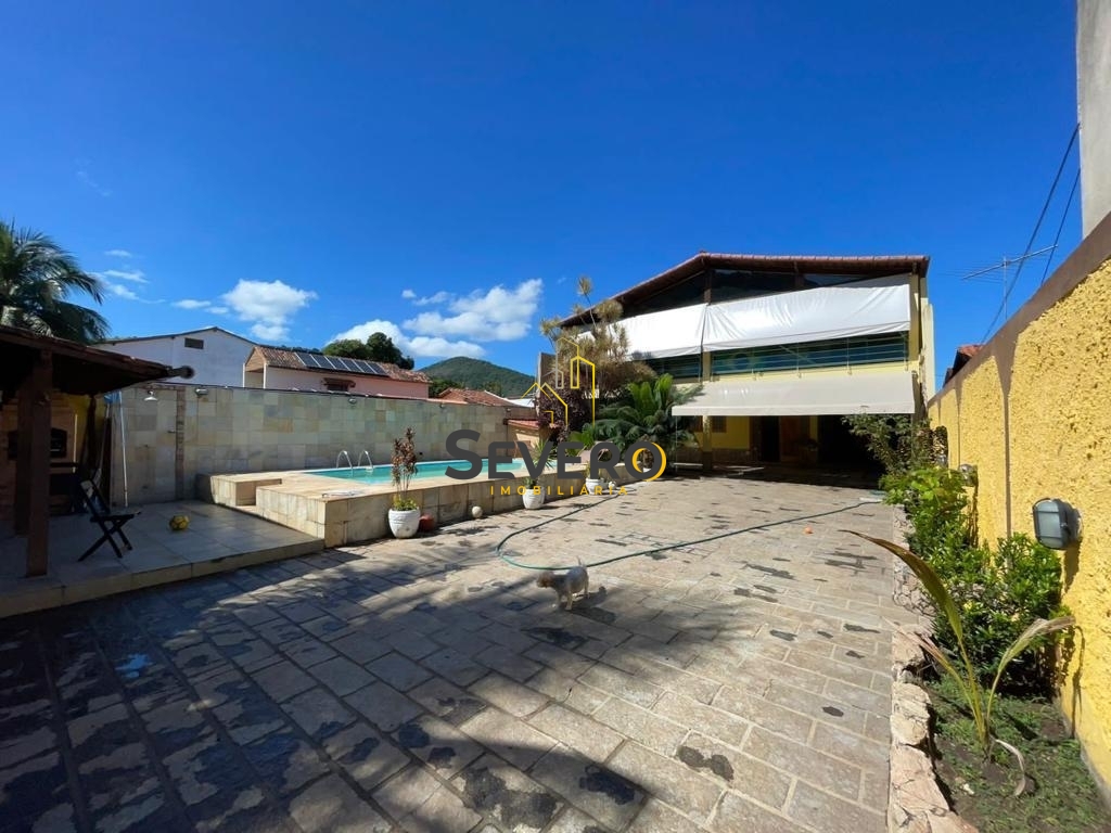 Casa à venda com 4 quartos, 306m² - Foto 3