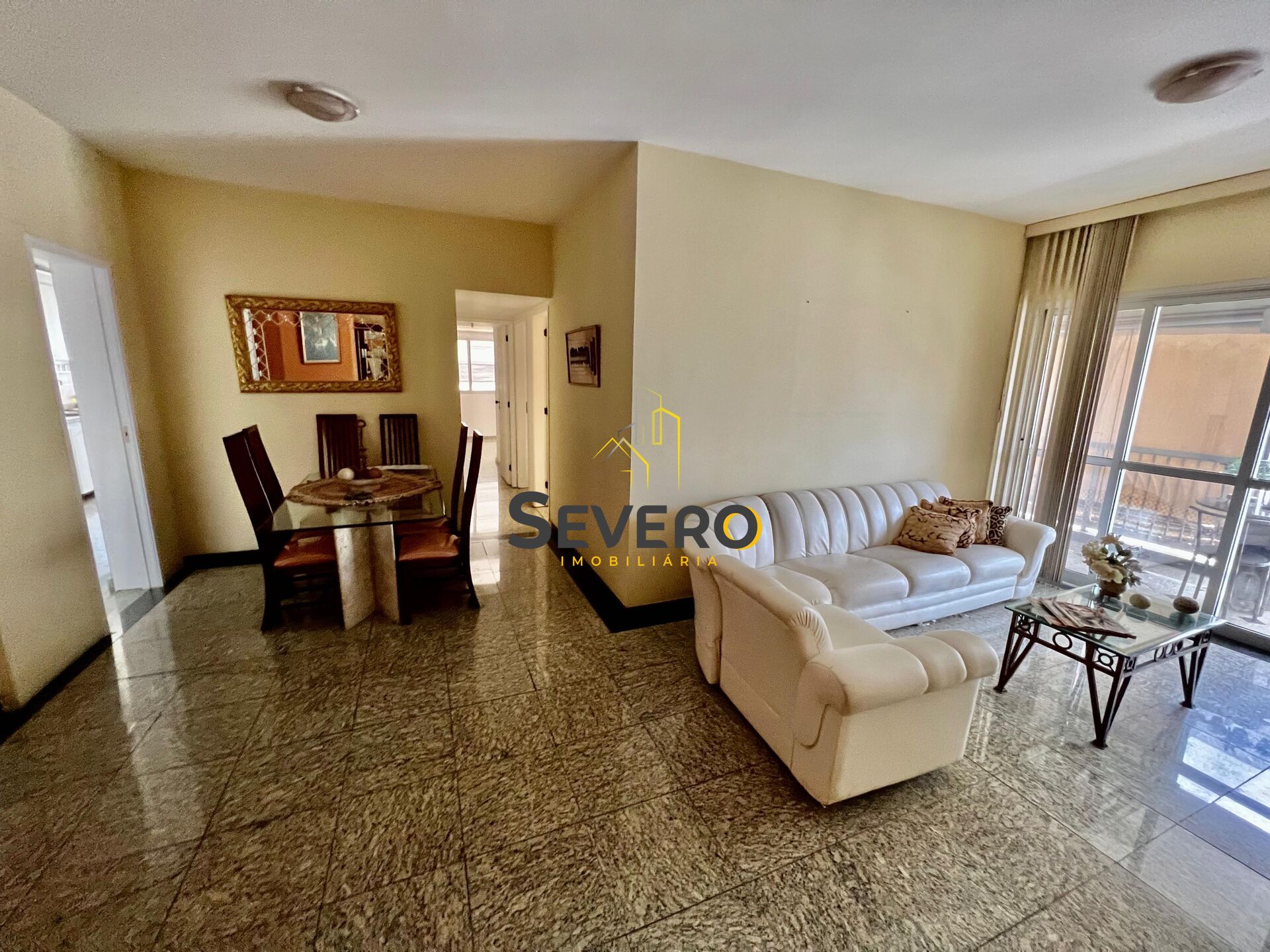 Apartamento à venda com 3 quartos, 161m² - Foto 3