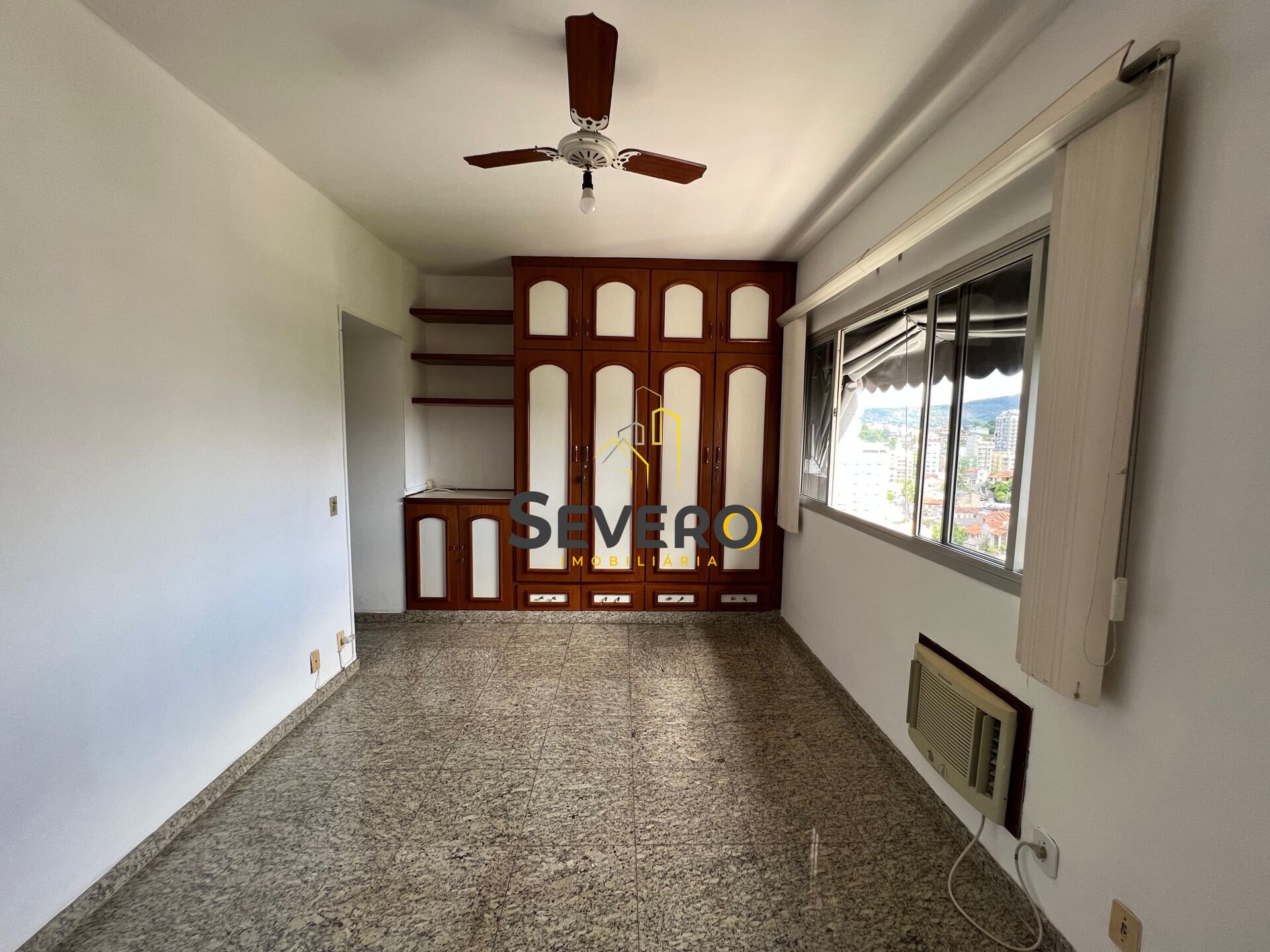 Apartamento à venda com 3 quartos, 161m² - Foto 23