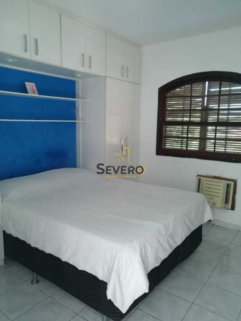 Casa à venda com 4 quartos, 150m² - Foto 2