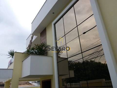 Casa à venda com 4 quartos, 140m² - Foto 6
