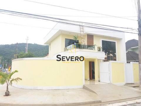 Casa à venda com 4 quartos, 140m² - Foto 1