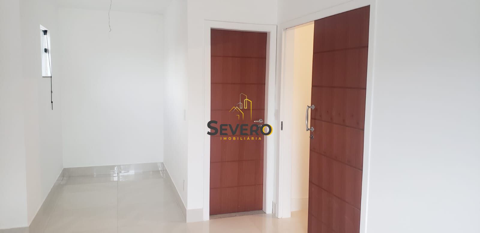 Casa à venda com 4 quartos, 140m² - Foto 14