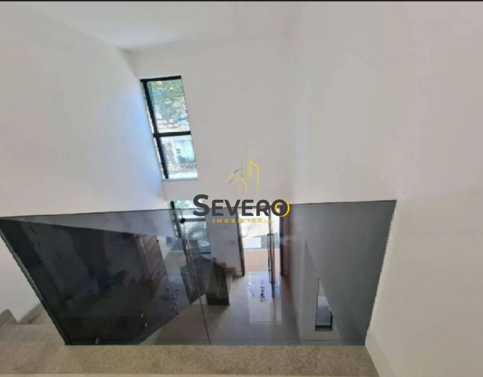 Casa à venda com 4 quartos, 140m² - Foto 11