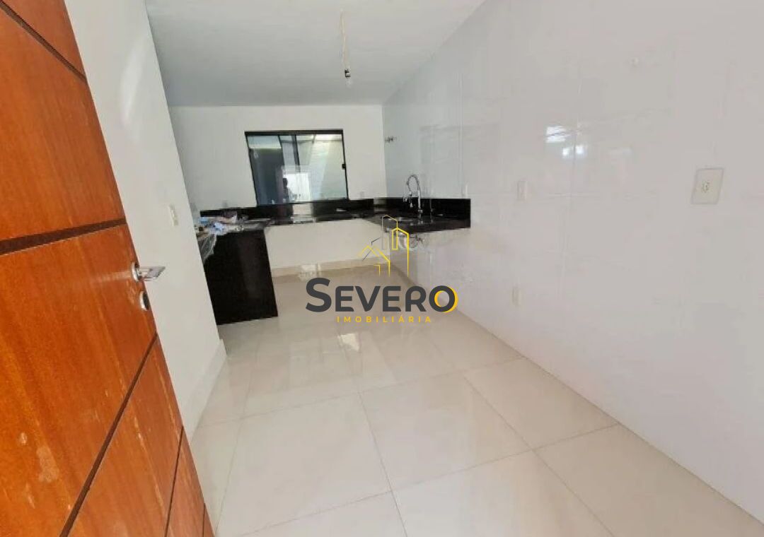 Casa à venda com 4 quartos, 140m² - Foto 10