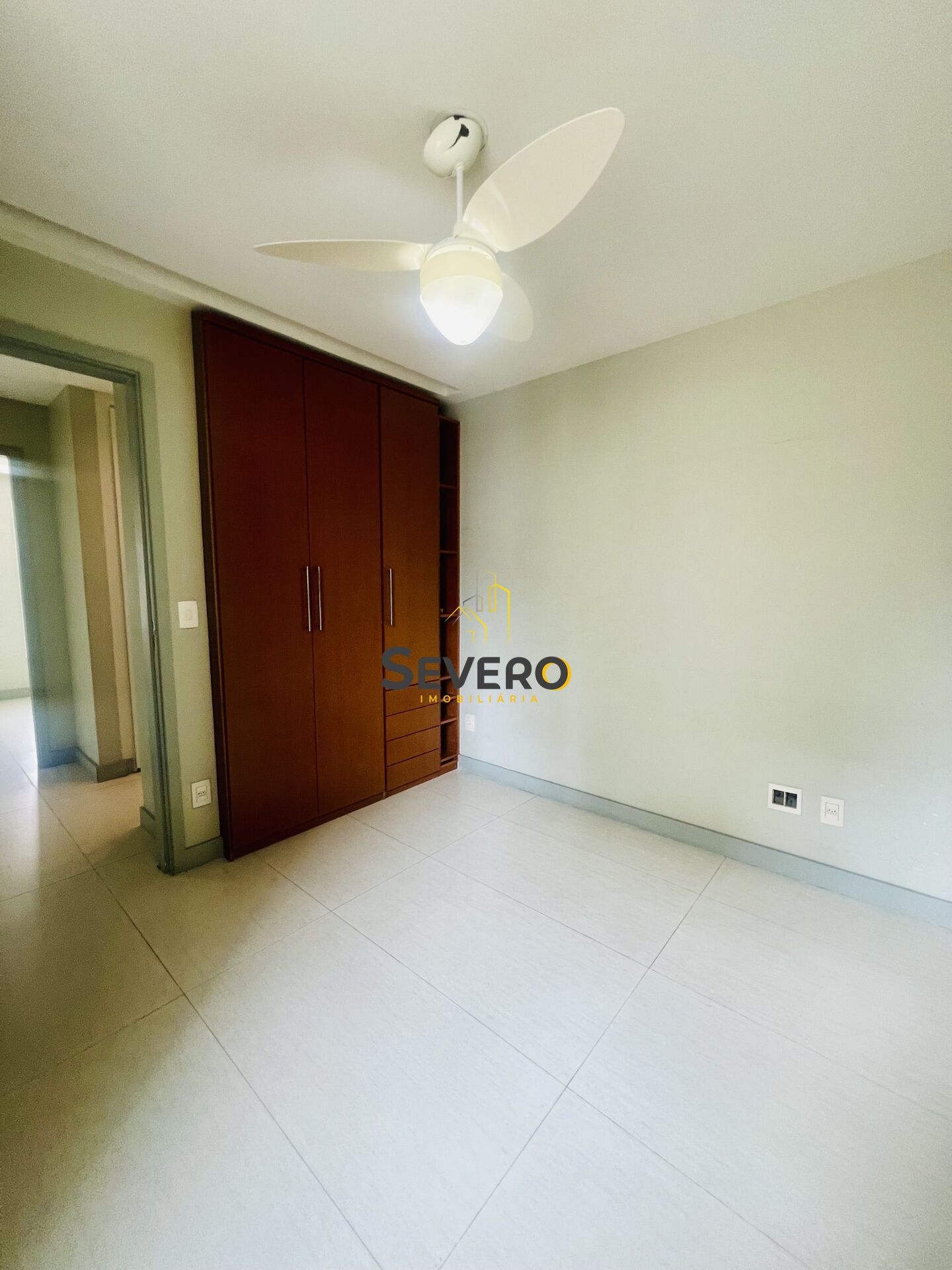 Apartamento à venda com 3 quartos, 100m² - Foto 11