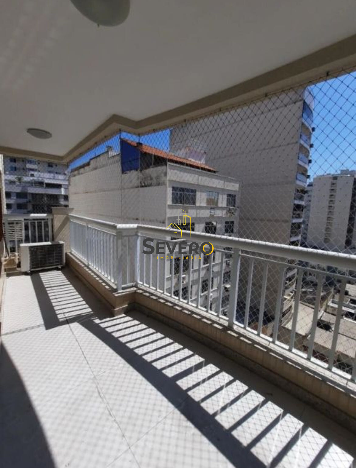 Apartamento à venda com 3 quartos, 100m² - Foto 1