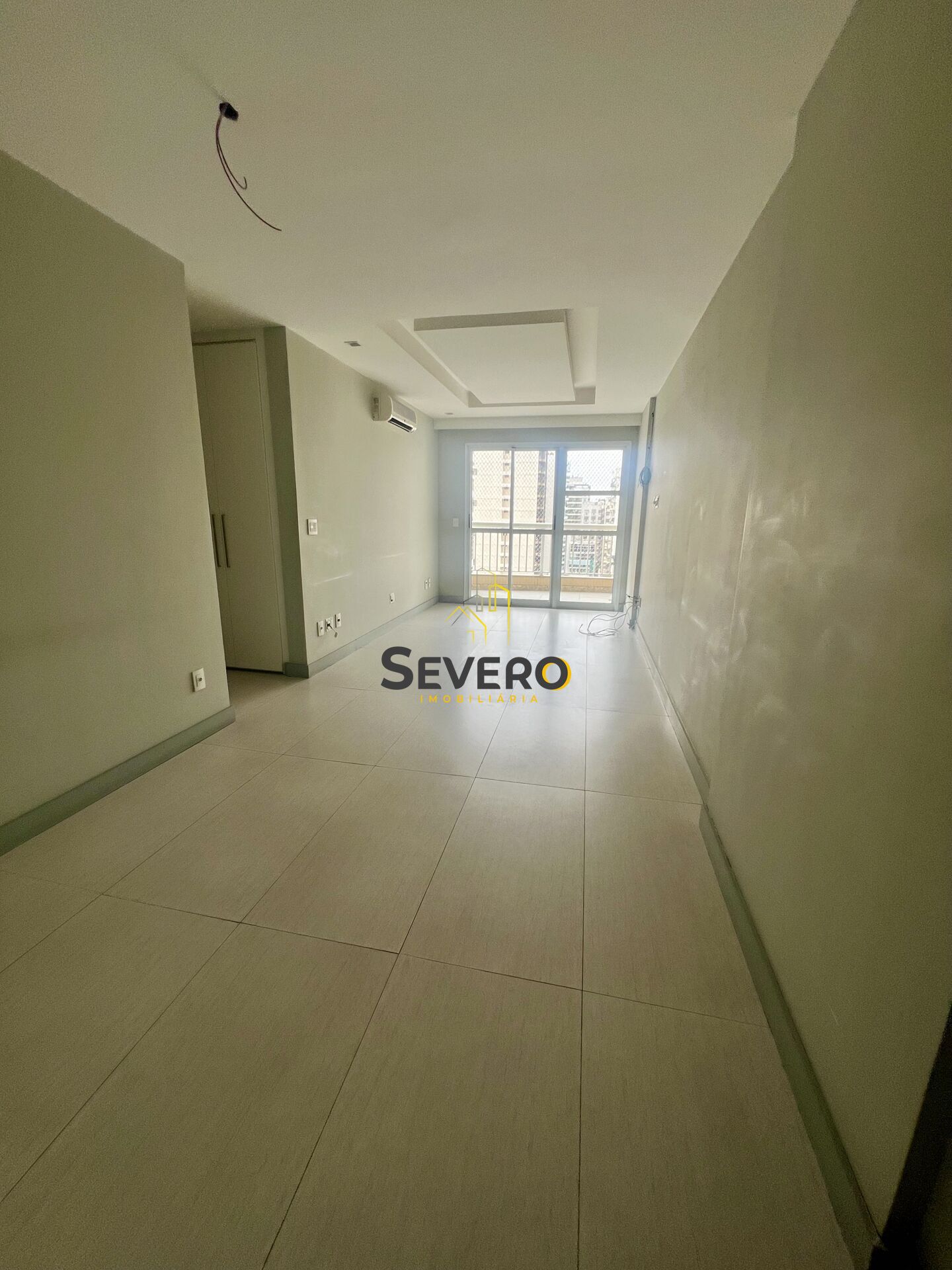 Apartamento à venda com 3 quartos, 100m² - Foto 3