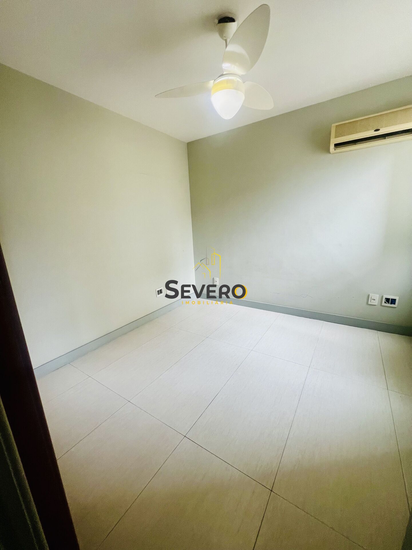 Apartamento à venda com 3 quartos, 100m² - Foto 19