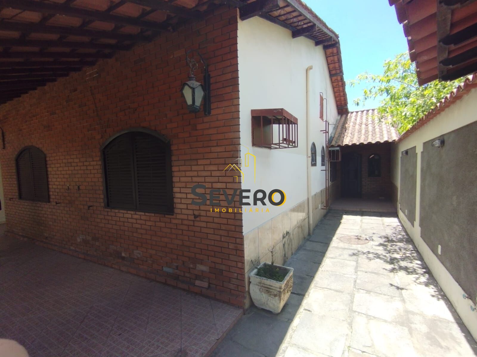 Casa à venda com 3 quartos, 360m² - Foto 24