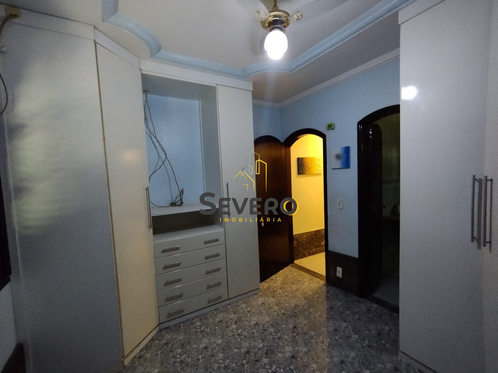 Casa à venda com 3 quartos, 360m² - Foto 20