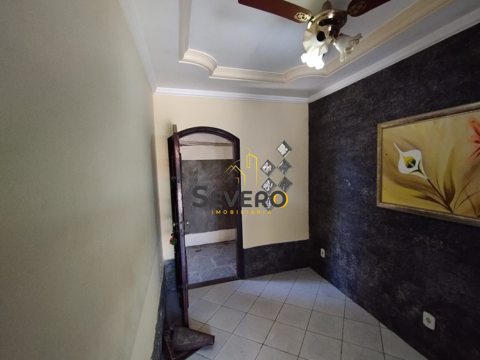 Casa à venda com 3 quartos, 360m² - Foto 7