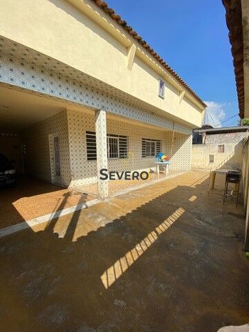 Casa à venda com 3 quartos, 360m² - Foto 2