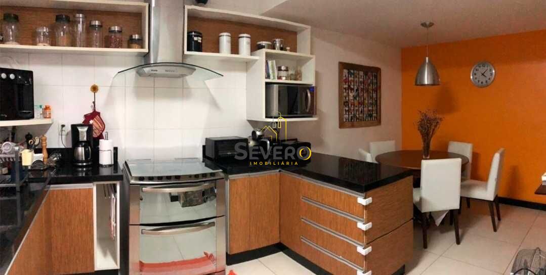 Casa à venda com 4 quartos, 360m² - Foto 24