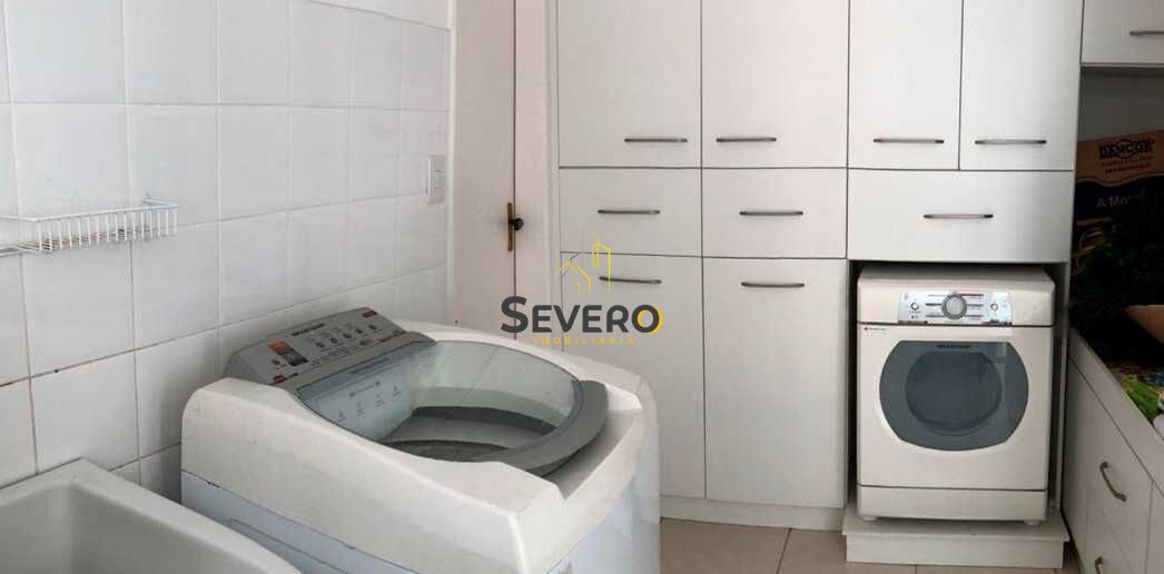 Casa à venda com 4 quartos, 360m² - Foto 26