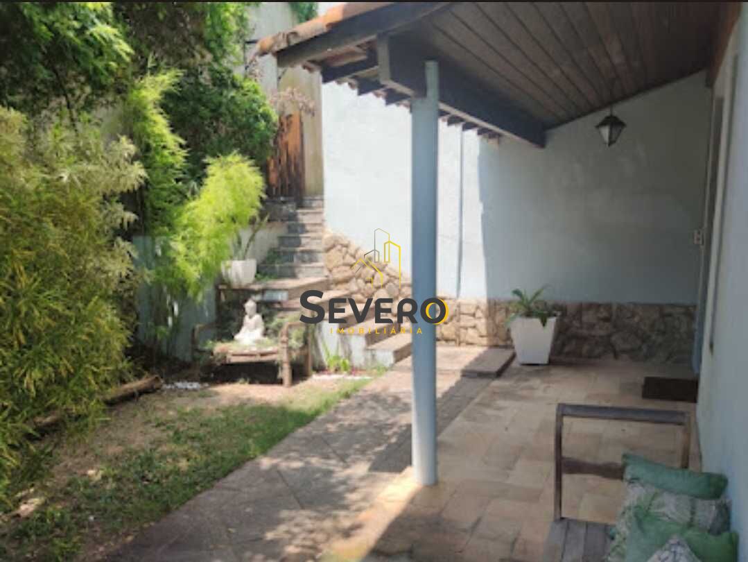 Casa à venda com 4 quartos, 360m² - Foto 11