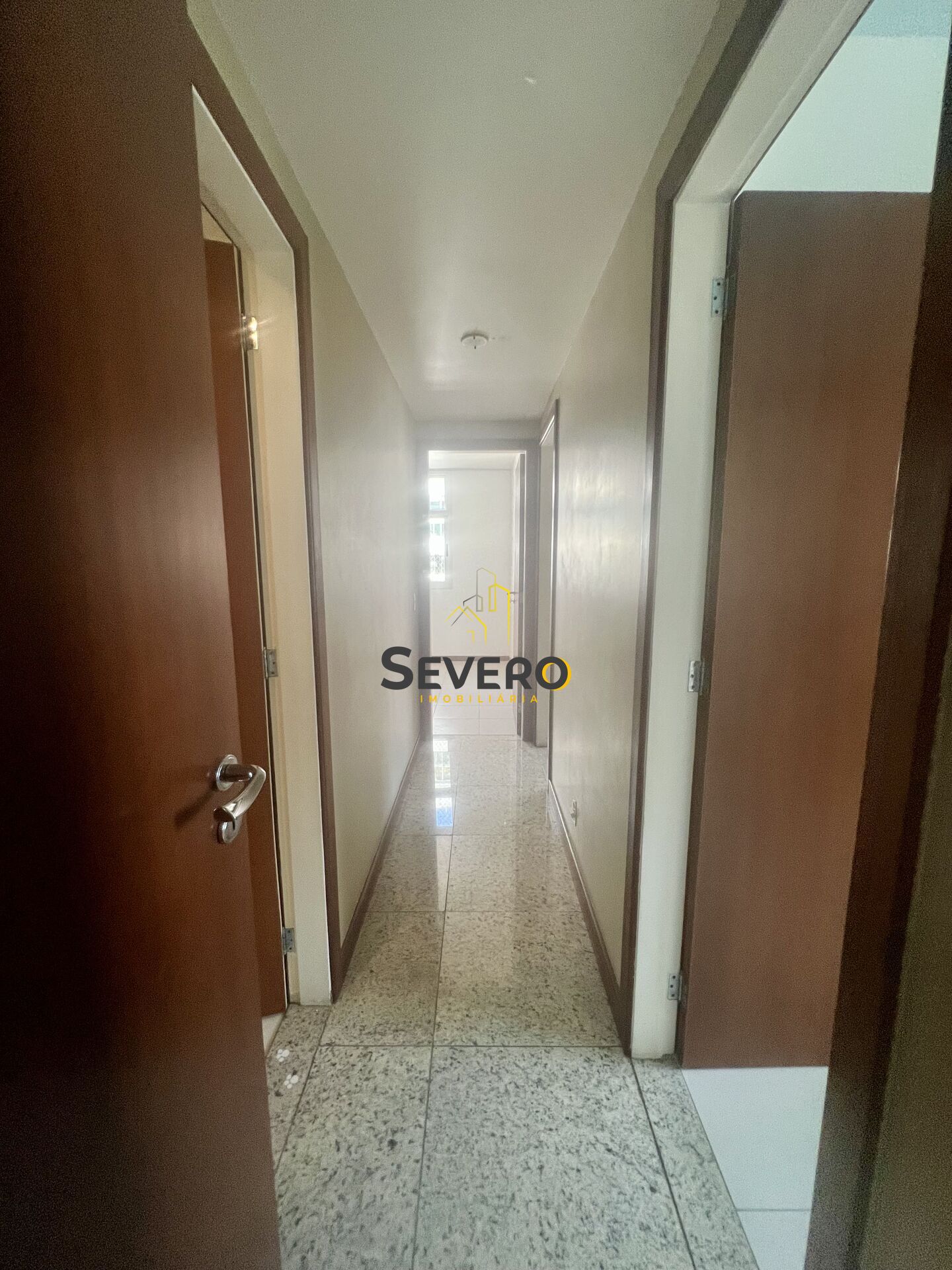 Apartamento à venda com 3 quartos, 115m² - Foto 11