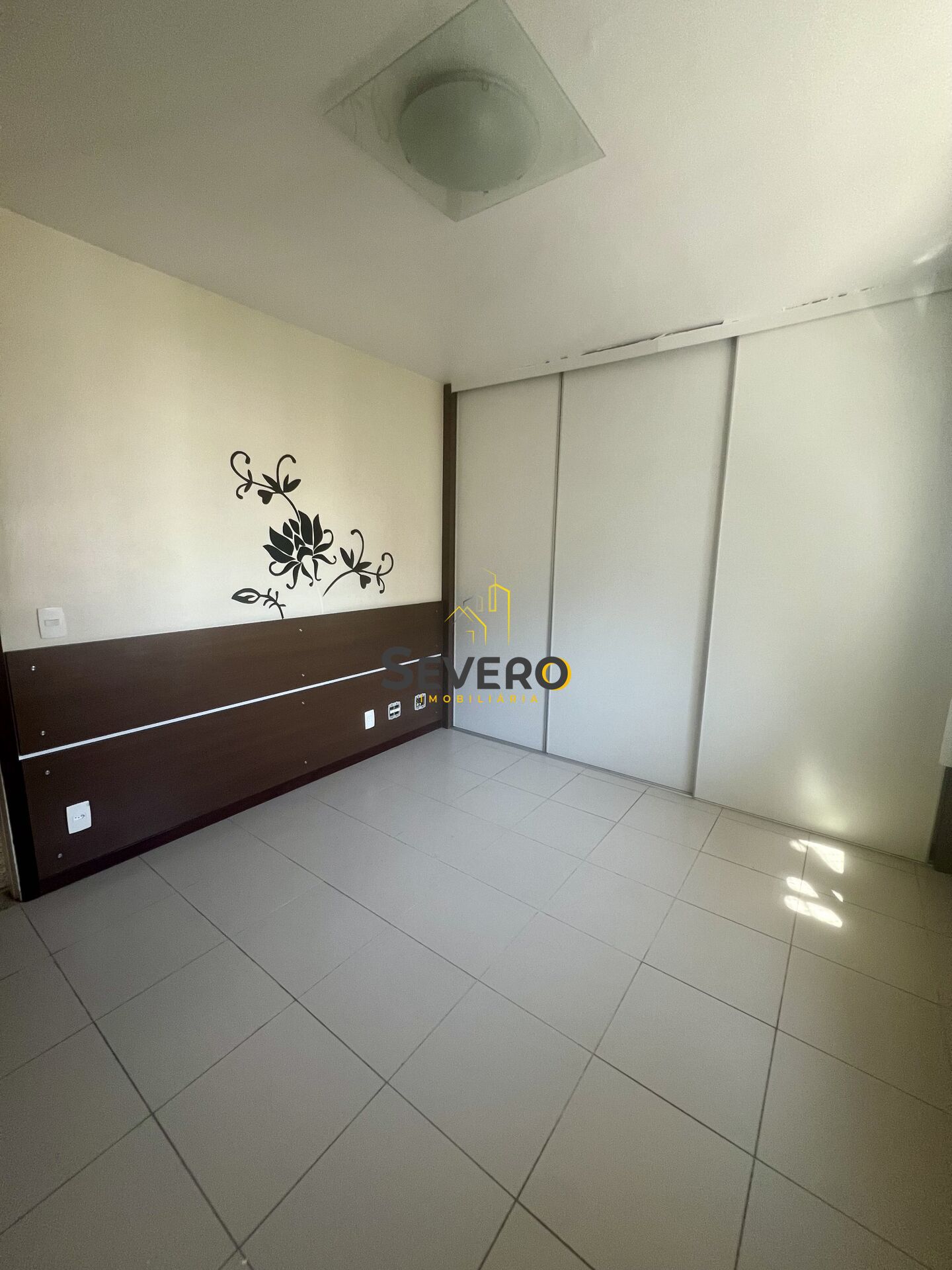 Apartamento à venda com 3 quartos, 115m² - Foto 15