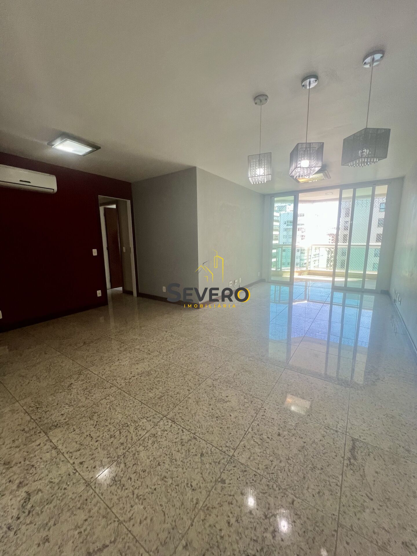 Apartamento à venda com 3 quartos, 115m² - Foto 3