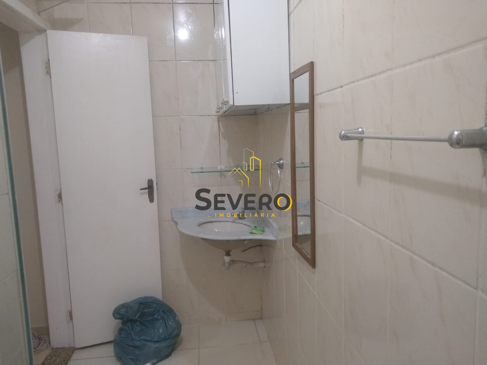 Casa à venda com 3 quartos, 360m² - Foto 14